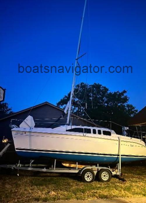 Hunter 260 specs and reviews
